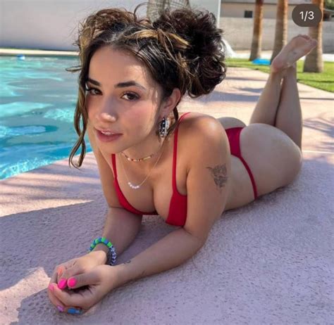 Hot In Pool Jellybeanbrains R Jellybeanbrains Leak