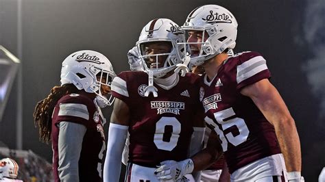 Top MS Football Teams to Watch This Season